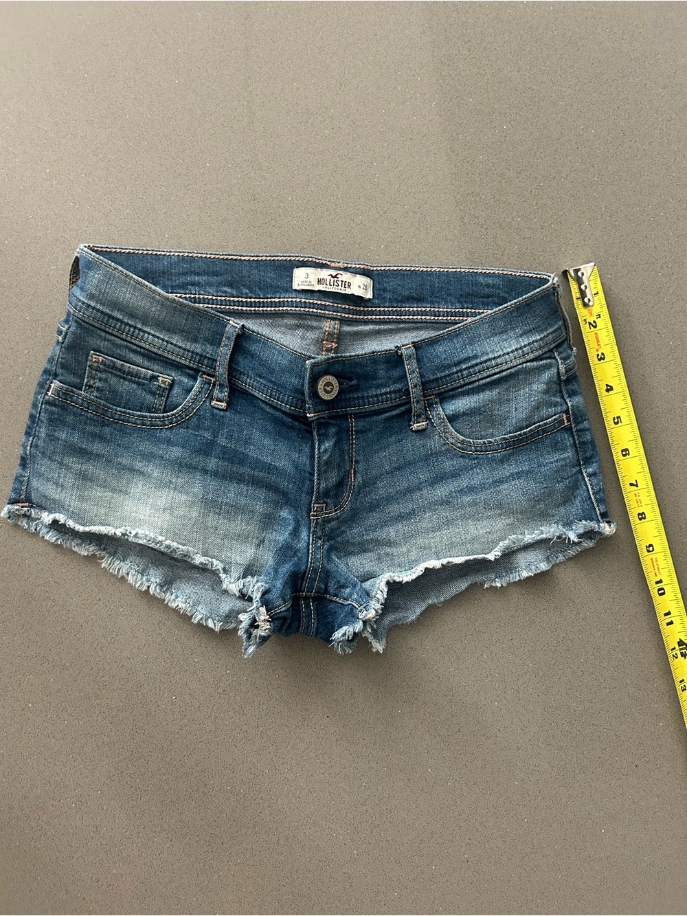 Hollister Women's Blue Denim Cutoff Jean Shorts Size 26….